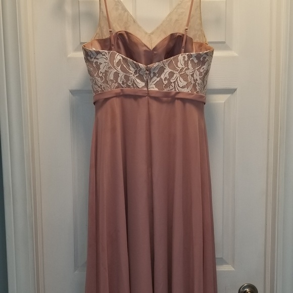 Floor length gown - Picture 3 of 8